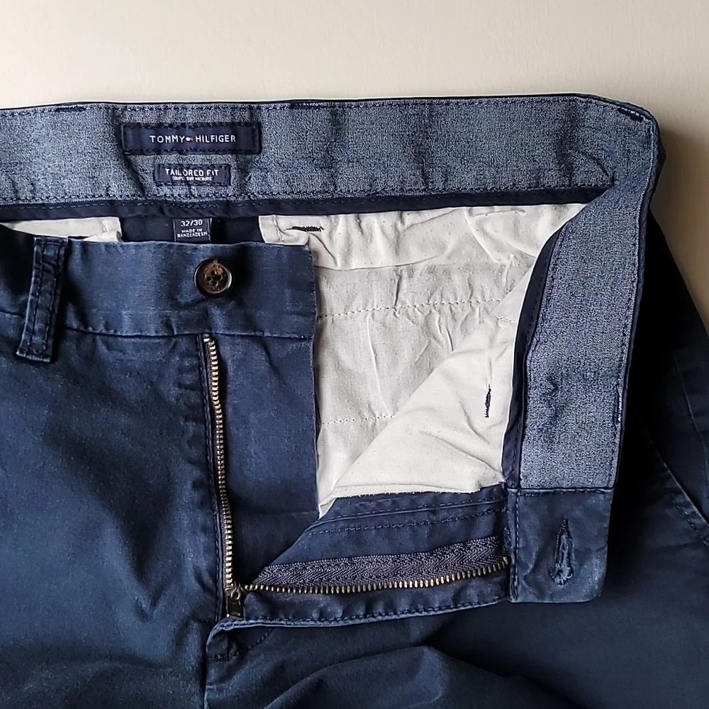 Mens' Tommy Hilfiger Tailored Fit Bleu Pants, Size 32x30 - Picture 3 of 8